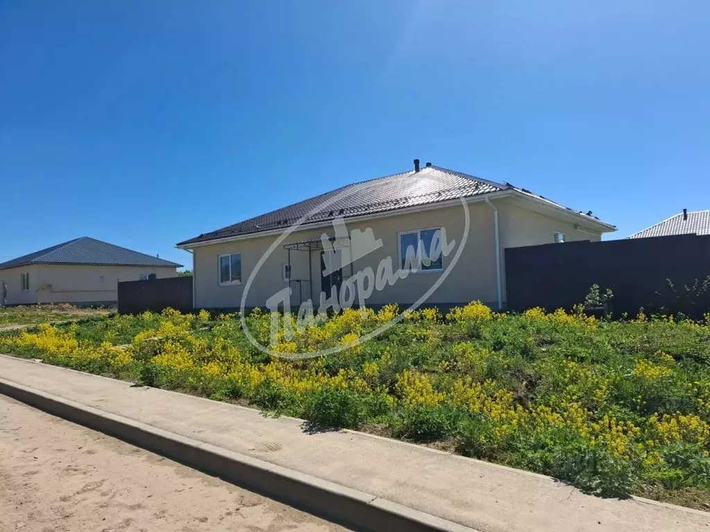 Дом в Калужская область, Калуга ул. Непокоренных Ленинградцев (120 м) - Фото 1