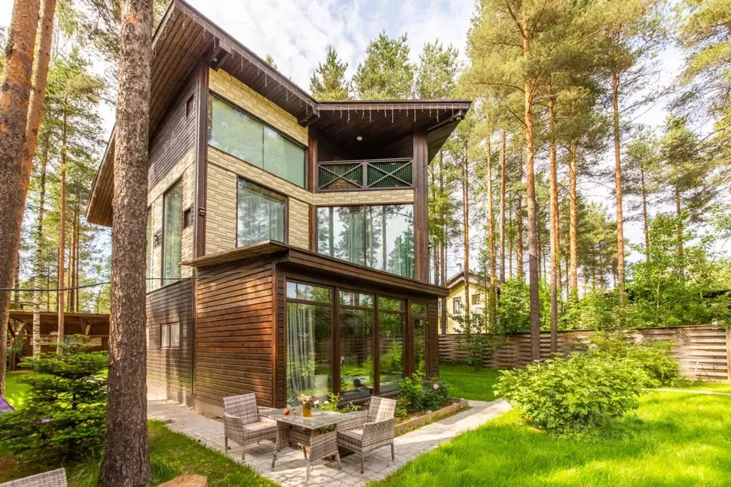 Коттедж в Ленинградская область, Всеволожский район, Сертоловское ... - Фото 1