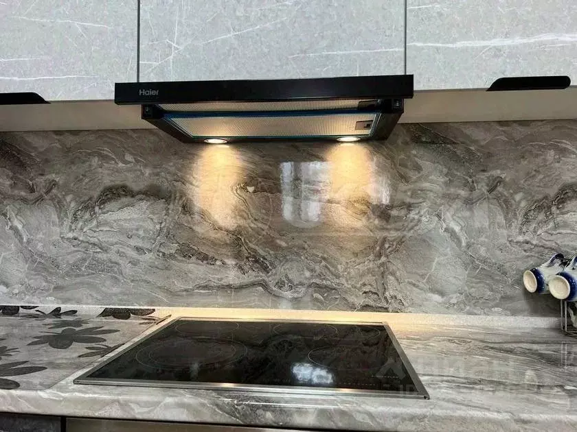 2-к кв. Тюменская область, Тюмень ул. Сергея Свиридова, 7 (55.0 м) - Фото 2