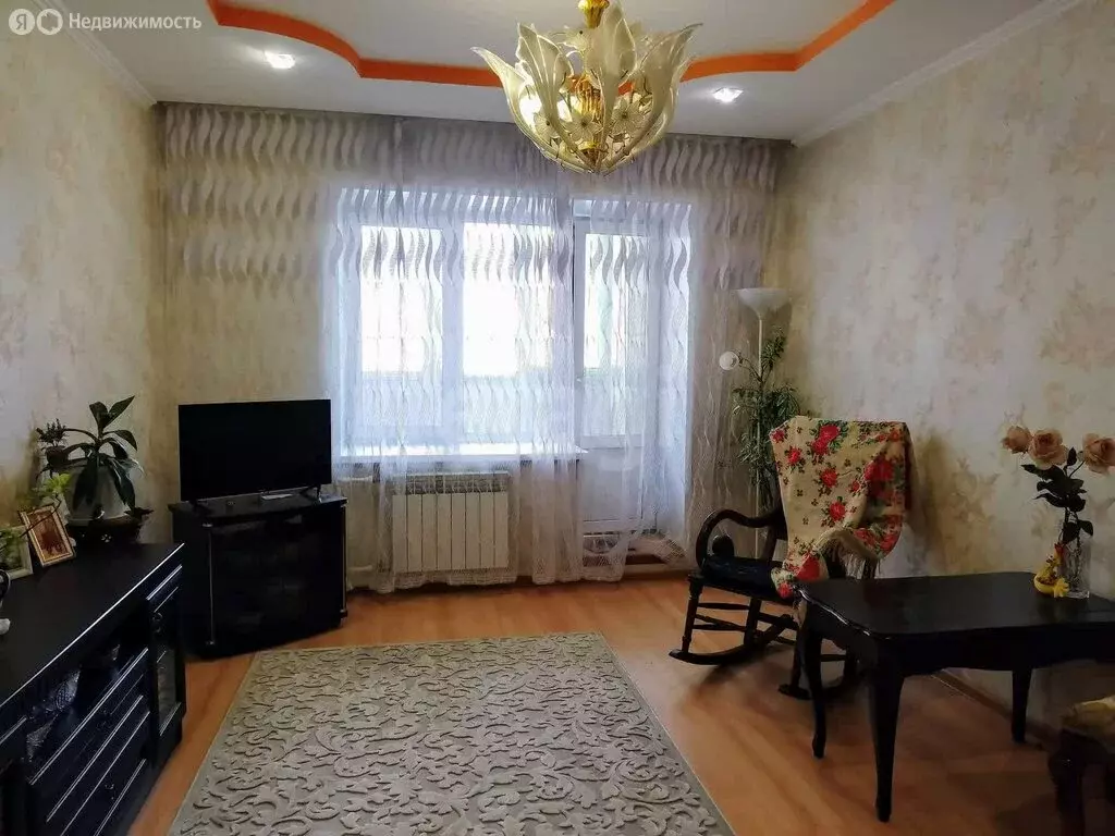 2-комнатная квартира: Черногорск, проспект Космонавтов, 1В (53.5 м) - Фото 1