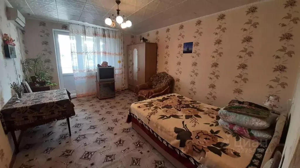 1-к кв. Крым, Феодосия ул. Челнокова, 94 (35.0 м) - Фото 1