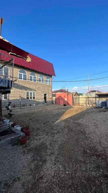Дом в Саха (Якутия), Якутск ул. Чернышевского, 103 (315 м) - Фото 1