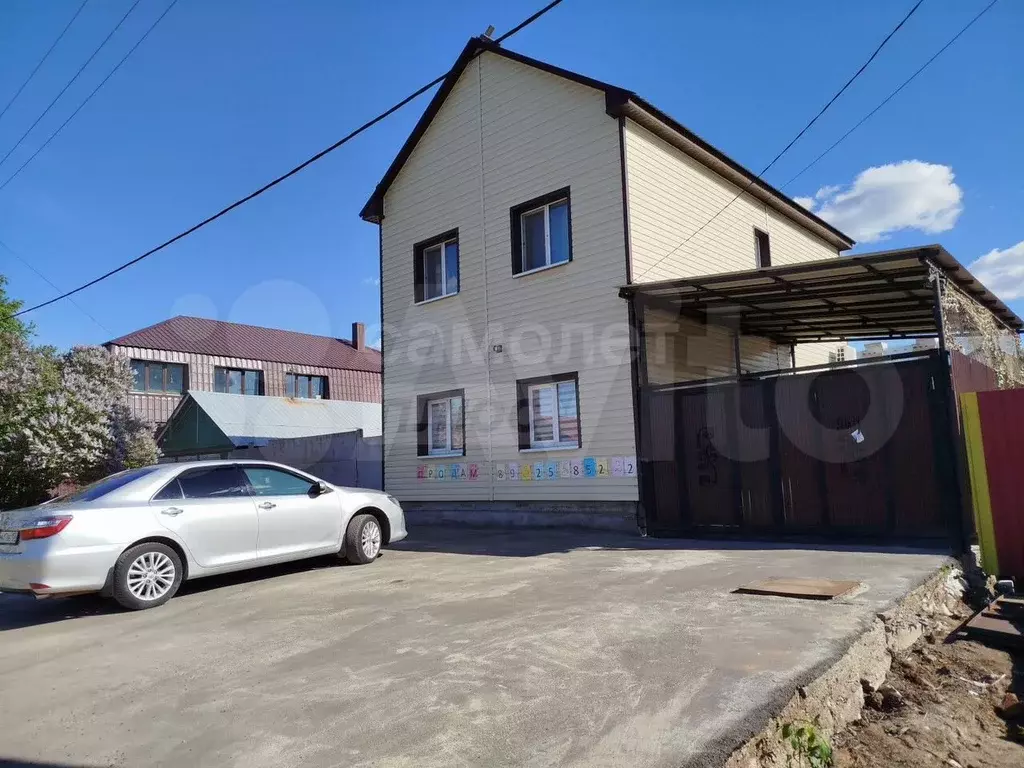 Дом 180 м на участке 4 сот. - Фото 1