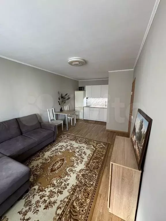1-к. квартира, 36 м, 4/10 эт. - Фото 1