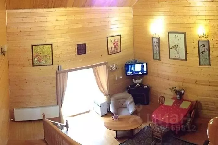 Дом в Башкортостан, Абзелиловский район, д. Зеленая Поляна Курортная ... - Фото 1