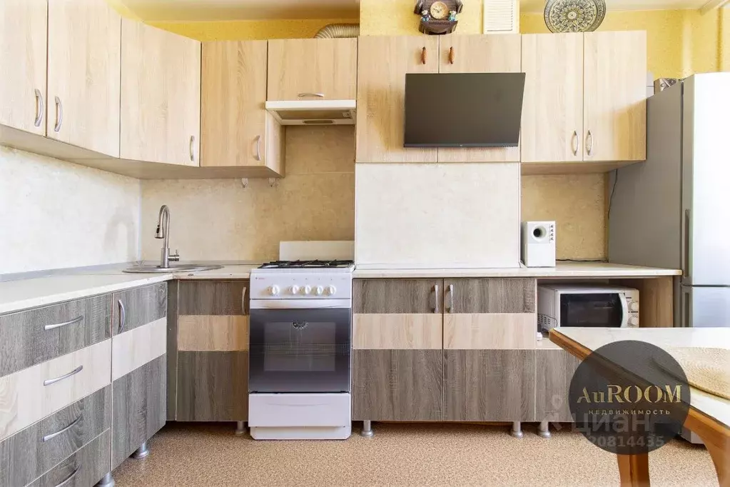 3-к кв. Волгоградская область, Волжский ул. Мира, 133 (65.3 м) - Фото 1