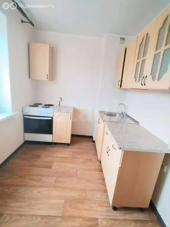 3-комнатная квартира: Горно-Алтайск, Коммунистический проспект, 129 ... - Фото 1