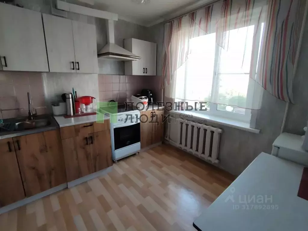 2-к кв. Алтайский край, Барнаул ул. Антона Петрова, 229 (50.0 м) - Фото 0