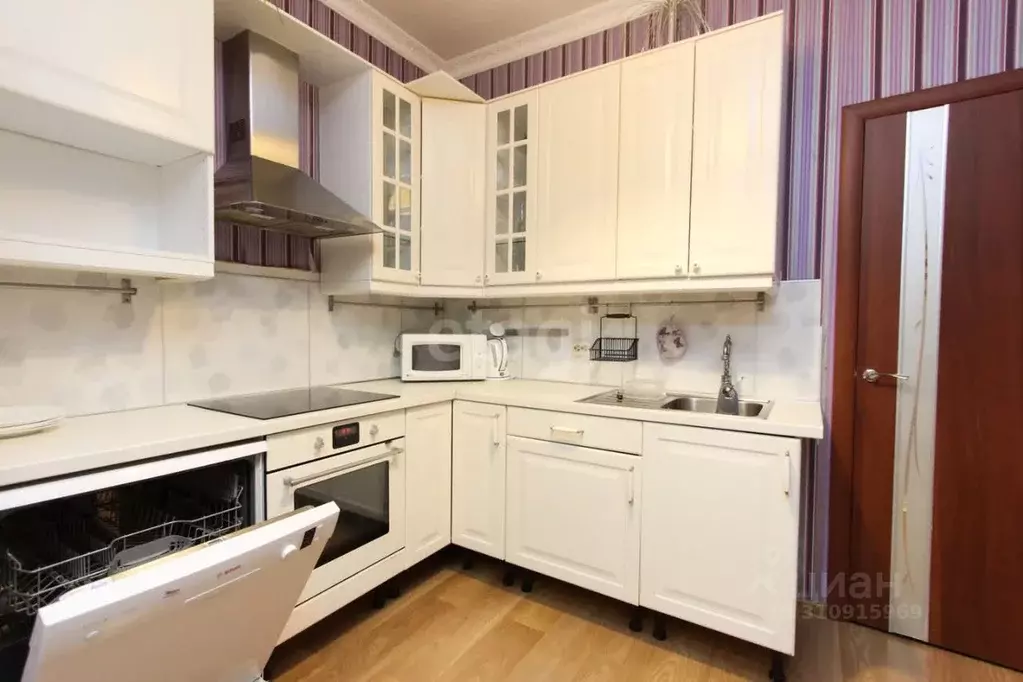 4-к кв. Ханты-Мансийский АО, Нягань 2-й мкр, 16 (85.8 м) - Фото 0