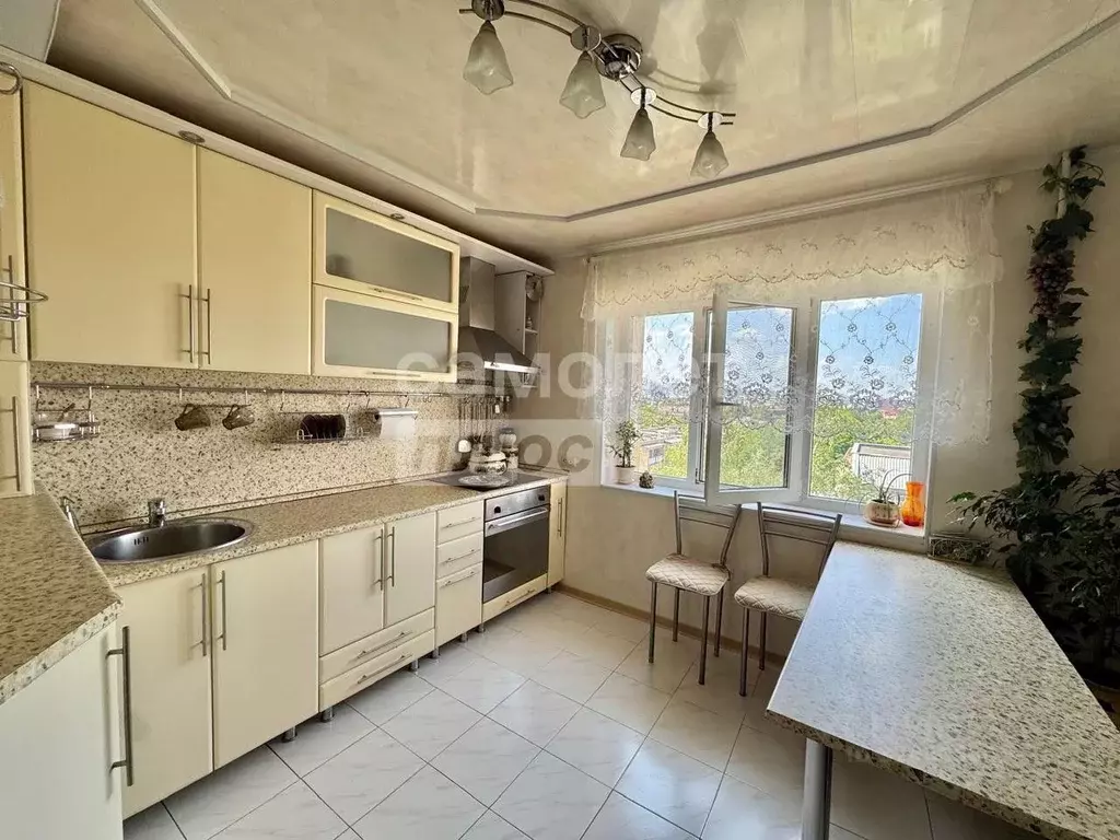 3-к кв. Кабардино-Балкария, Нальчик просп. Ленина, 17 (85.7 м) - Фото 0