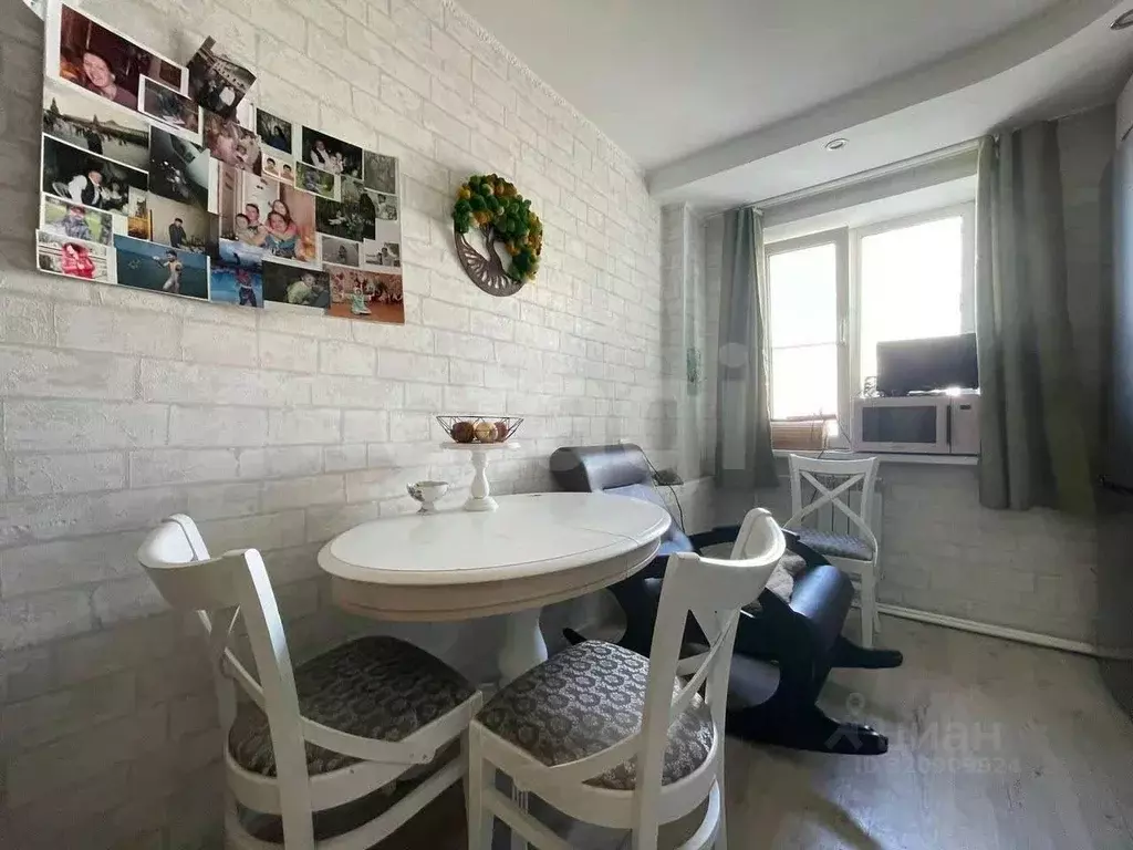 3-к кв. Коми, Сыктывкар Покровский бул., 5 (79.9 м) - Фото 2