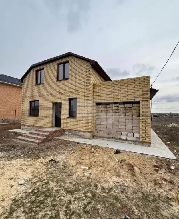 Дом в Калмыкия, Элиста ул. Промысловая, 12 (179 м) - Фото 1