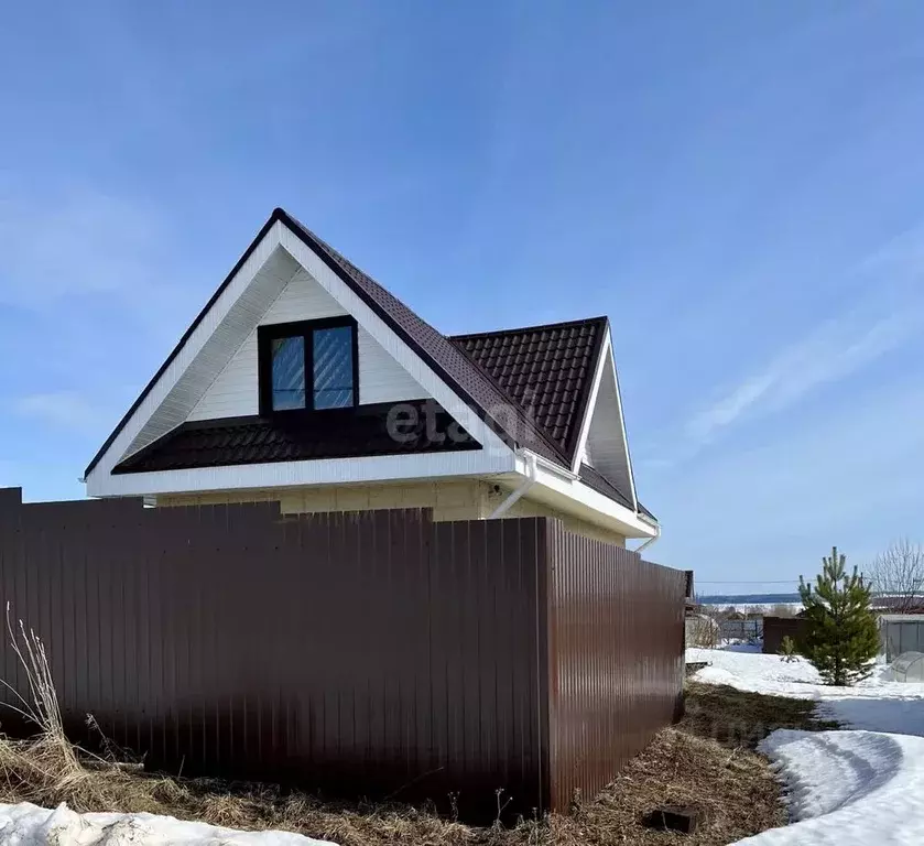 Дом в Пермский край, пос. Ильинский ул. Камская, 1 (80 м) - Фото 1