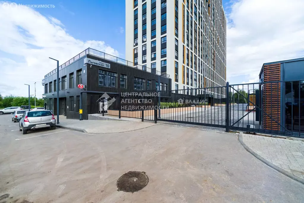 3-комнатная квартира: Рязань, Льговская улица, 10 (85.8 м) - Фото 1