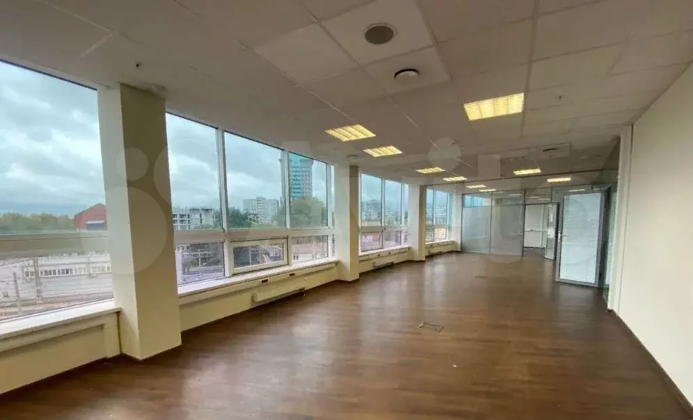 Офис 1 061 м, Святогор 4 - Фото 1