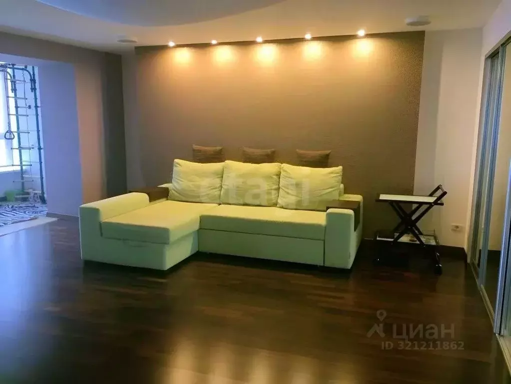 3-к кв. Белгородская область, Белгород ул. Губкина, 16б (89.5 м) - Фото 1