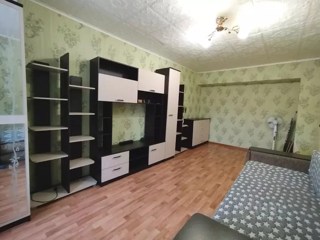 2-к кв. Волгоградская область, Волгоград Краснополянская ул., 11А ... - Фото 0