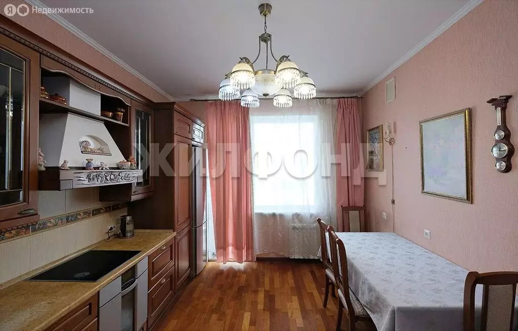 3-комнатная квартира: Новосибирск, улица Семьи Шамшиных, 18 (105 м) - Фото 1