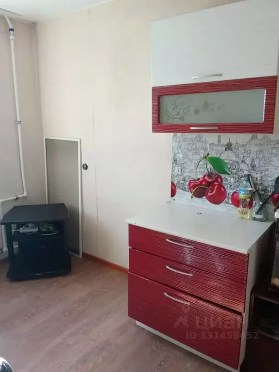 Комната Курганская область, Курган ул. Бажова, 67 (13.0 м) - Фото 1