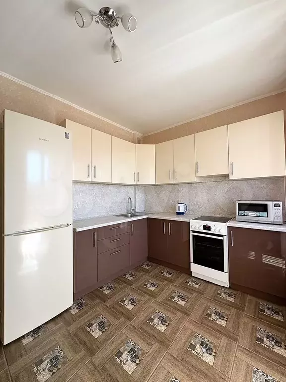 1-к. квартира, 43,7 м, 10/12 эт. - Фото 0