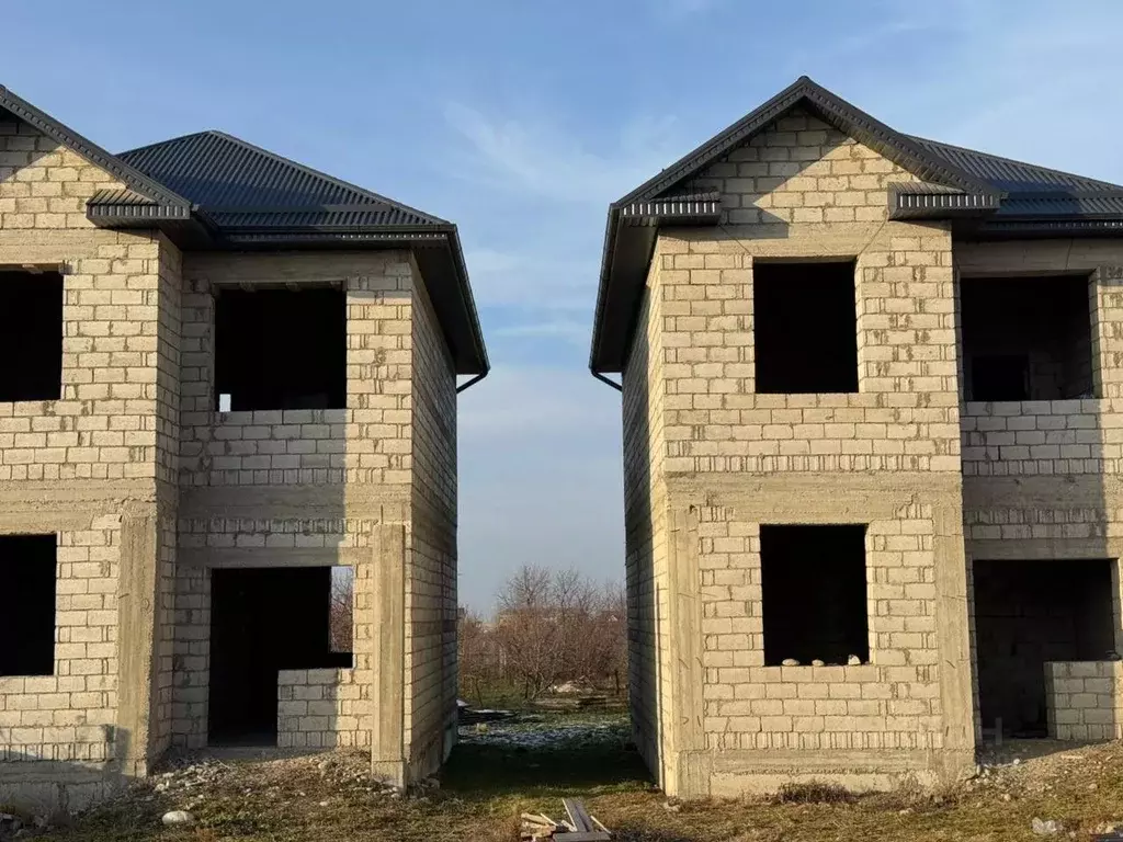 Дом в Кабардино-Балкария, Урванский район, с. Урвань ул. Ленина (300 ... - Фото 2