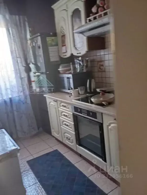 2-к кв. Хакасия, Абакан ул. Стофато, 4 (57.0 м) - Фото 1
