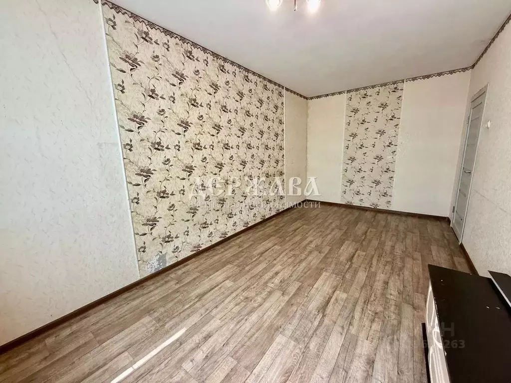 1-к кв. Белгородская область, Старый Оскол Макаренко мкр, 33Б (36.4 м) - Фото 1