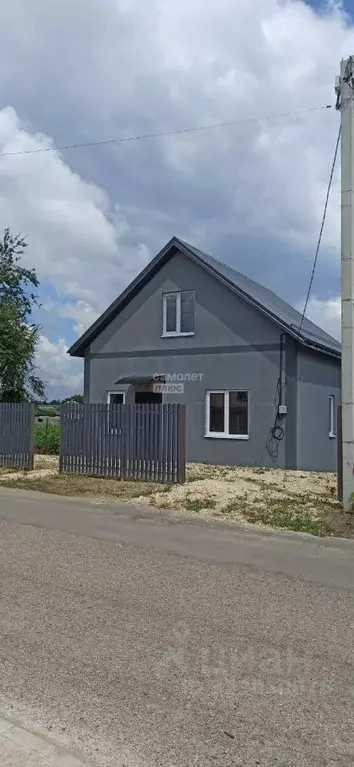 Дом в Краснодарский край, Крымский район, Варениковское с/пос, с. ... - Фото 1