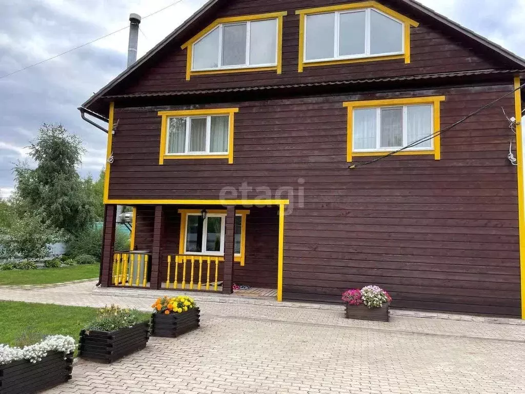 Дом в Пермский край, д. Грузди ул. Лесная, 9 (300 м) - Фото 1