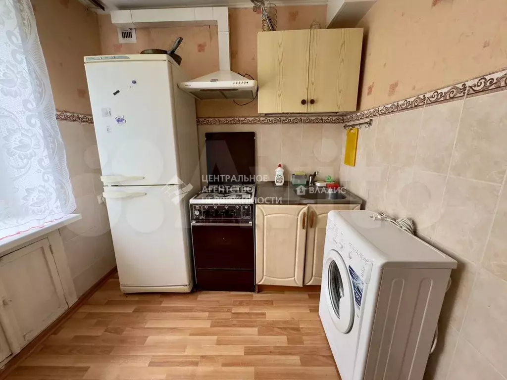 1-к. квартира, 30 м, 5/5 эт. - Фото 1