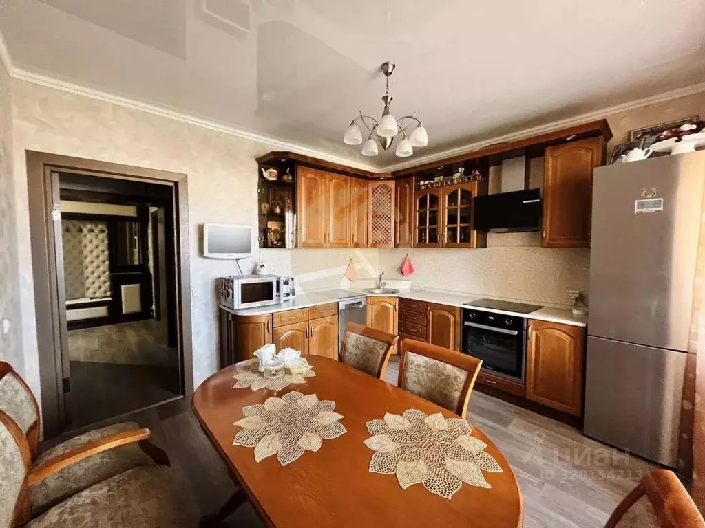3-к кв. Белгородская область, Старый Оскол Степной мкр,  (102.4 м) - Фото 1