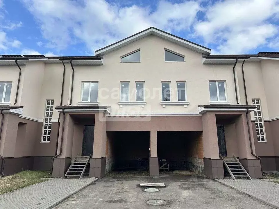 Таунхаус в Воронежская область, Рамонский район, Айдаровское с/пос, с. ... - Фото 1