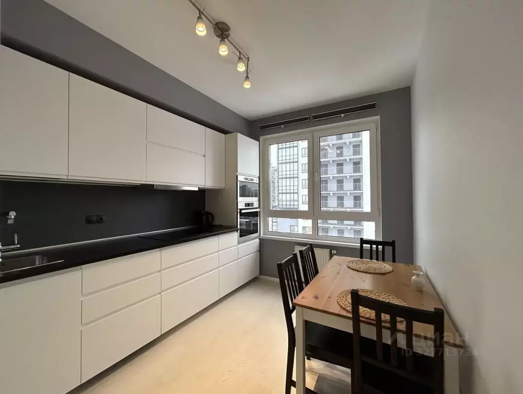 3-к кв. Санкт-Петербург ул. Богословская, 6к2 (73.2 м) - Фото 1