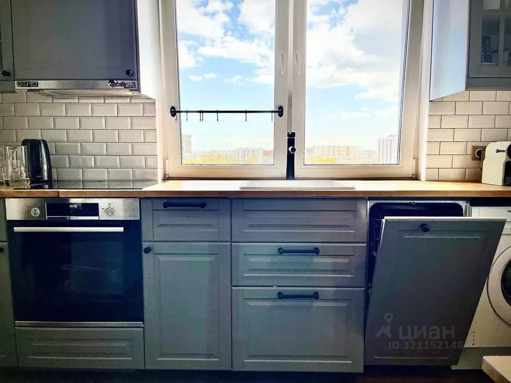 3-к кв. Санкт-Петербург просп. Маршала Блюхера, 8к1 (79.0 м) - Фото 1