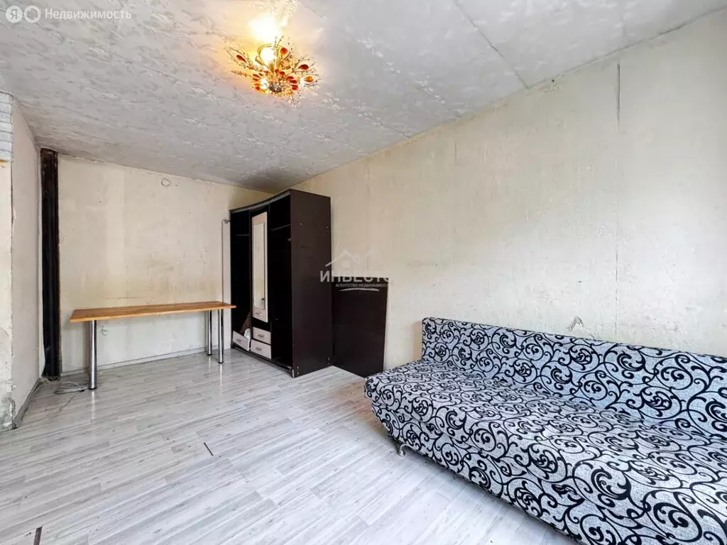 1-комнатная квартира: Челябинск, 3-я Арзамасская улица, 13 (33 м) - Фото 1