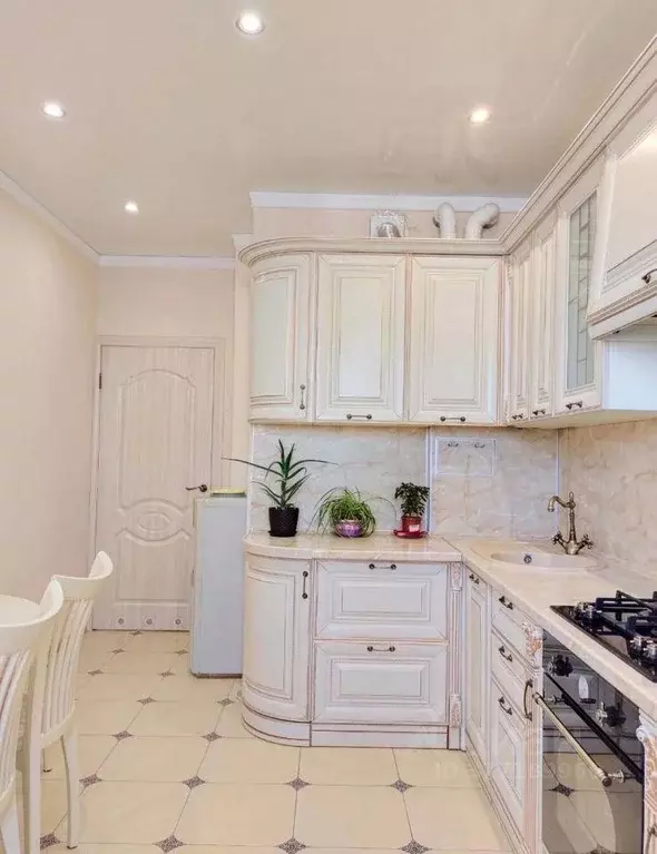 Квартира, 2 комнаты, 70 м - Фото 0