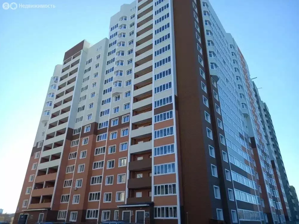 1-комнатная квартира: Оренбург, улица Фронтовиков, 10/4 (61.26 м) - Фото 2