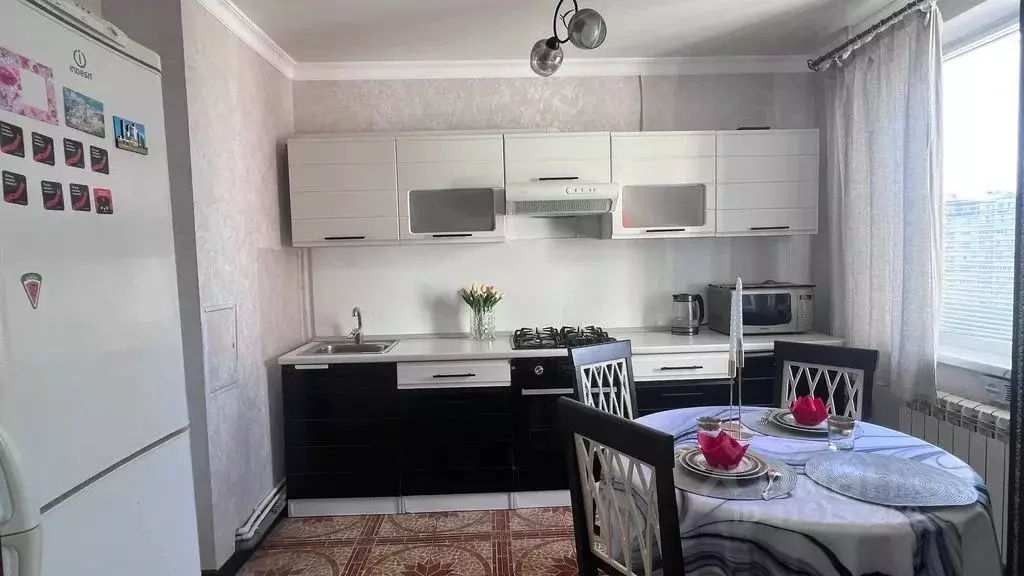 2-к кв. Дагестан, Каспийск ул. Ленина, 61 (65.0 м) - Фото 1