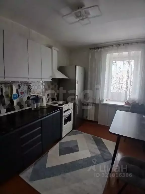 3-к кв. Кемеровская область, Юрга ул. Никитина, 36 (62.0 м) - Фото 1