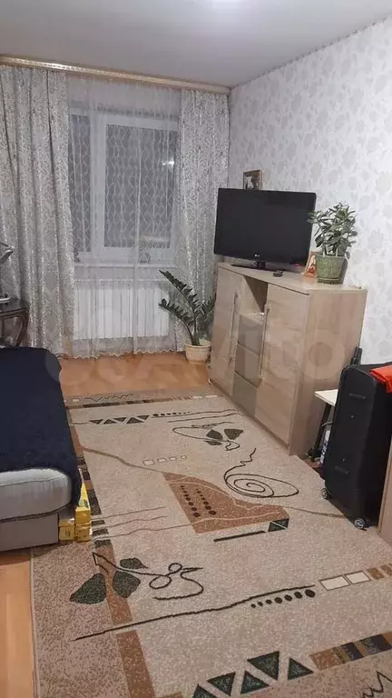 Комната 15 м в 5-к., 2/5 эт. - Фото 0