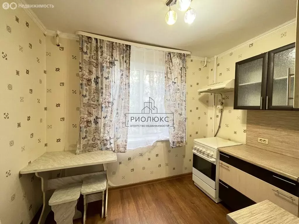1-комнатная квартира: Магнитогорск, проспект Ленина, 116 (33 м) - Фото 0
