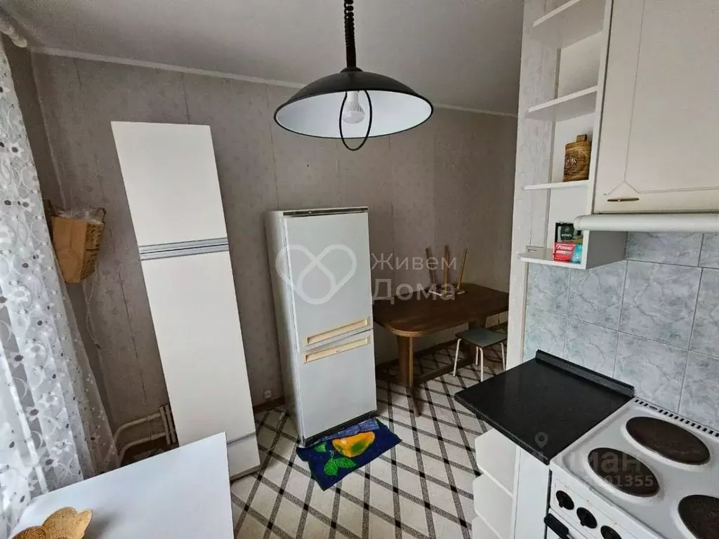 4-к кв. Волгоградская область, Волгоград ул. Кирова, 98 (81.5 м) - Фото 1