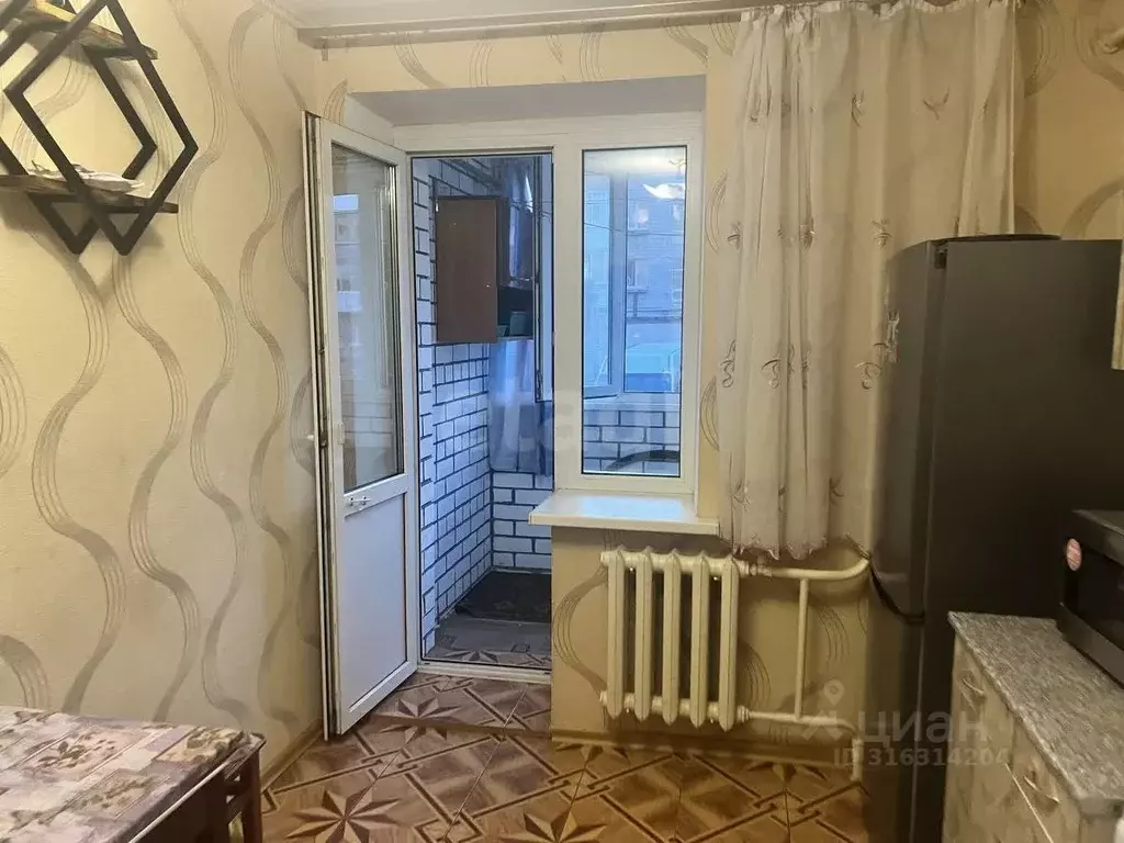 1-к кв. Брянская область, Брянск ул. Плеханова, 62 (39.0 м) - Фото 1