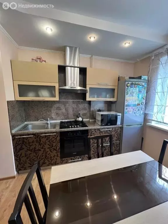 3-комнатная квартира: Миасс, улица 8 Марта, 155 (62.4 м) - Фото 1