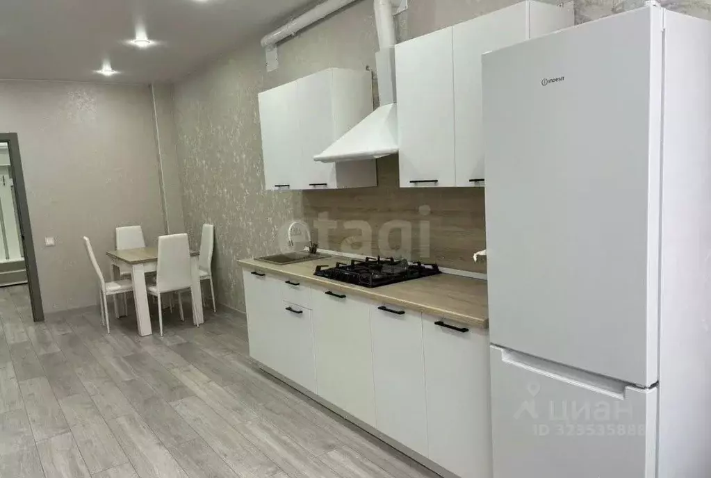 2-к кв. Северная Осетия, Владикавказ ул. Билара Кабалоева, 12Б (80.0 ... - Фото 0