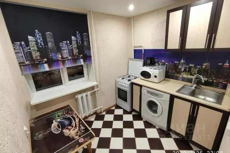 2-к кв. Севастополь пл. Генерала Захарова, 4 (49.0 м) - Фото 1