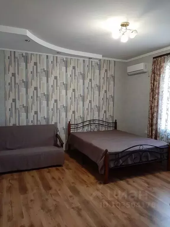 2-к кв. Крым, Евпатория ул. Пушкина, 32 (65.0 м) - Фото 0
