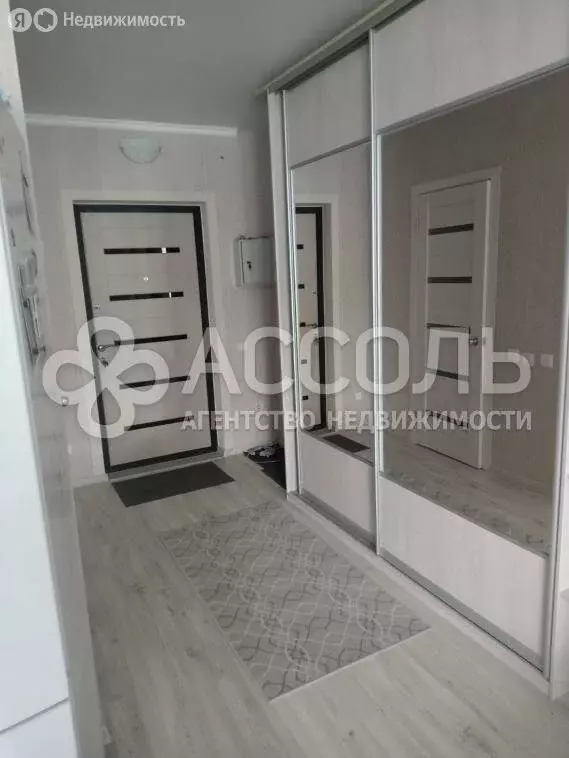 Квартира-студия: Омск, улица Малиновского, 18к3 (29 м) - Фото 1