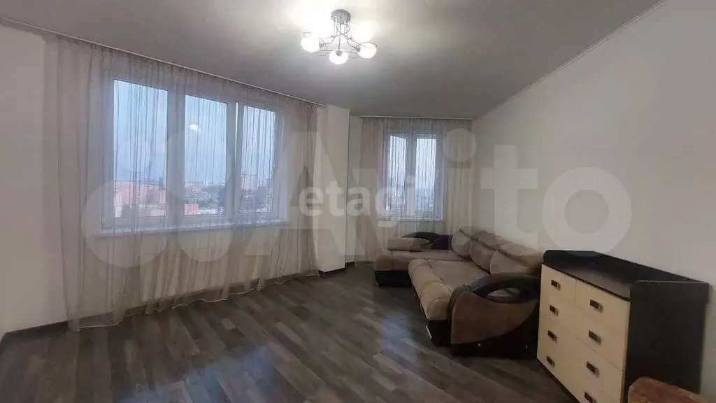 1-к. квартира, 43 м, 11/19 эт. - Фото 1