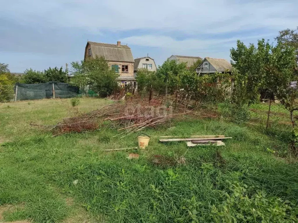 Участок в Крым, Феодосия Геотехник СПК, ул. Грушевая (4.2 сот.) - Фото 1